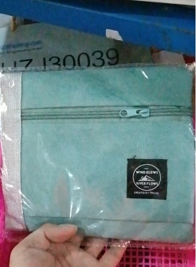 Travel Lightweight Folding Portable Luggage Storage Bag - Image 10